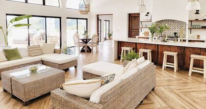 Luxueuse Villa Privée Avec vue Panoramique et Piscine Infinie