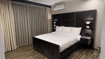 Exklusivt penthouse | Strykjärn/strykbräda, gratis wi-fi och sängkläder