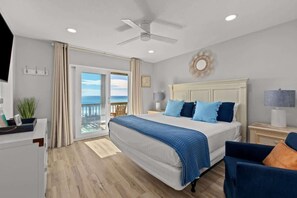 4 bedrooms, iron/ironing board, WiFi, bed sheets - Beachfront, Pool, Amazing Views, and Sleeps 14! (Panama City Beach)
