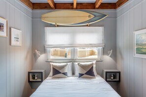 12 bedrooms, iron/ironing board, WiFi, bed sheets