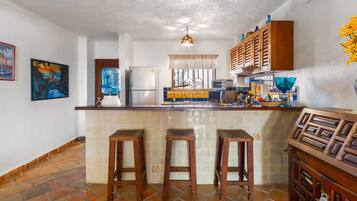 Full-size fridge, microwave, oven, blender