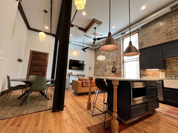 Interior - 1882 Lofts - 201- Downtown 2nd & Church (Nashville)