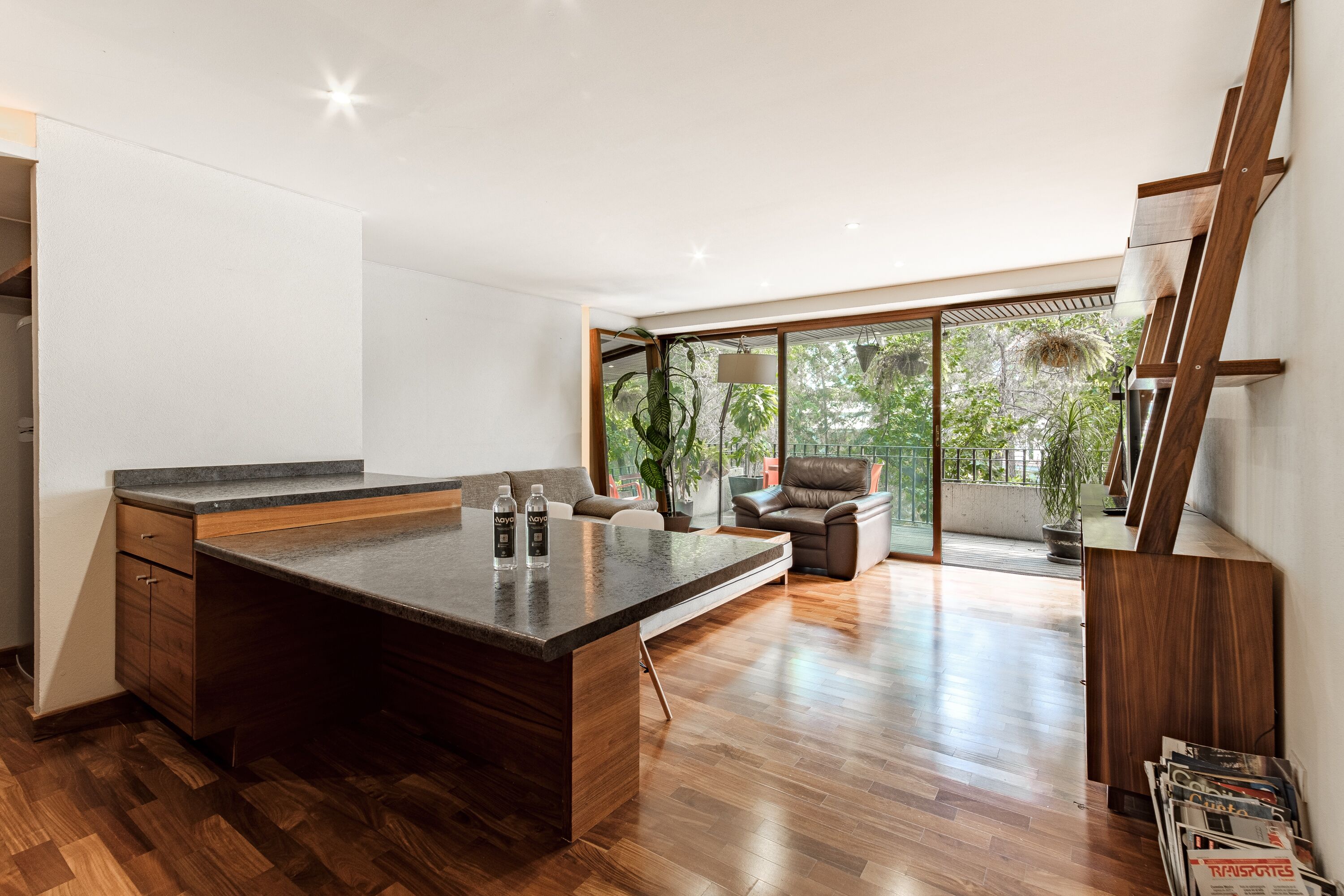 Business Apartment | Living area | 40-inch Smart TV with digital channels, Netflix, streaming services