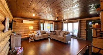 Lakeside Log Cabin Escape