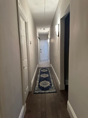 Interior - Spacious, Cozy, near T station -Private Parking -Free Wifi -Washer & Dryer - AC (Malden)