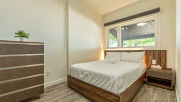 3 bedrooms, WiFi (free), bed sheets