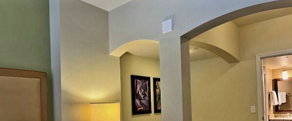 Interior - 2024 Super Bowl weekend suites available on Las Vegas Blvd. 10 mins from strip! (Las Vegas)