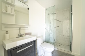 Shower, towels