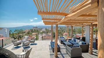 Ropa de cama de alta calidad y cortinas blackout