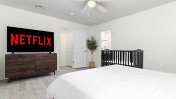 4 bedrooms, desk, iron/ironing board, free WiFi