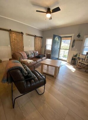 スマートテレビ、書庫