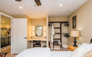 1 habitación, escritorio y wifi 