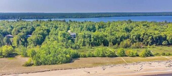 Hidden Haven: Seclusion on the Superior Shoreline