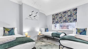 3 bedrooms, iron/ironing board, free WiFi, bed sheets