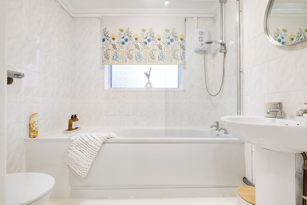 City House | Bathroom - Ringwood (Nottingham)