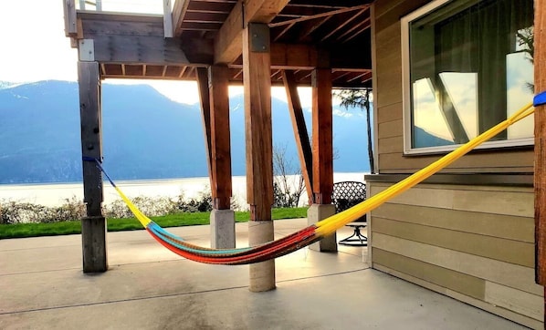 Terrace/patio - Brand New Apartment with Great Views (Britannia Beach)