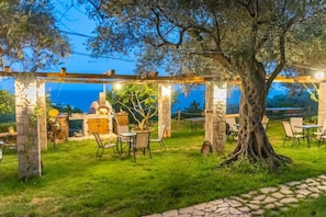 Garden - Holiday Park Tree  (Ulcinj)