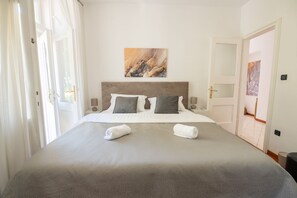 2 bedrooms, in-room safe, iron/ironing board, WiFi