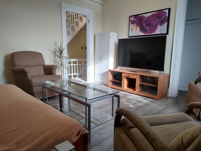 Lots of room for friends or families.  A peaceful and roomy 3 bedroom apartment.