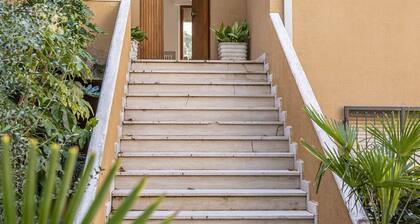 N271 - Numana, new three-room apartment in the center with garage