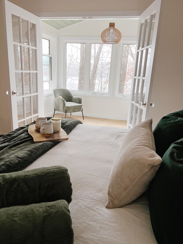 3 bedrooms, WiFi, bed sheets