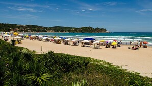 Unclassified image, 3 of 21, button - Búzios Beach Resort Luxo II - MC (Búzios)