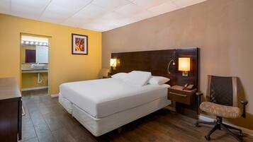 Standard Room, 1 King Bed, Non Smoking