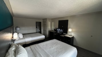 Standard Room, 2 Double Beds, Non Smoking