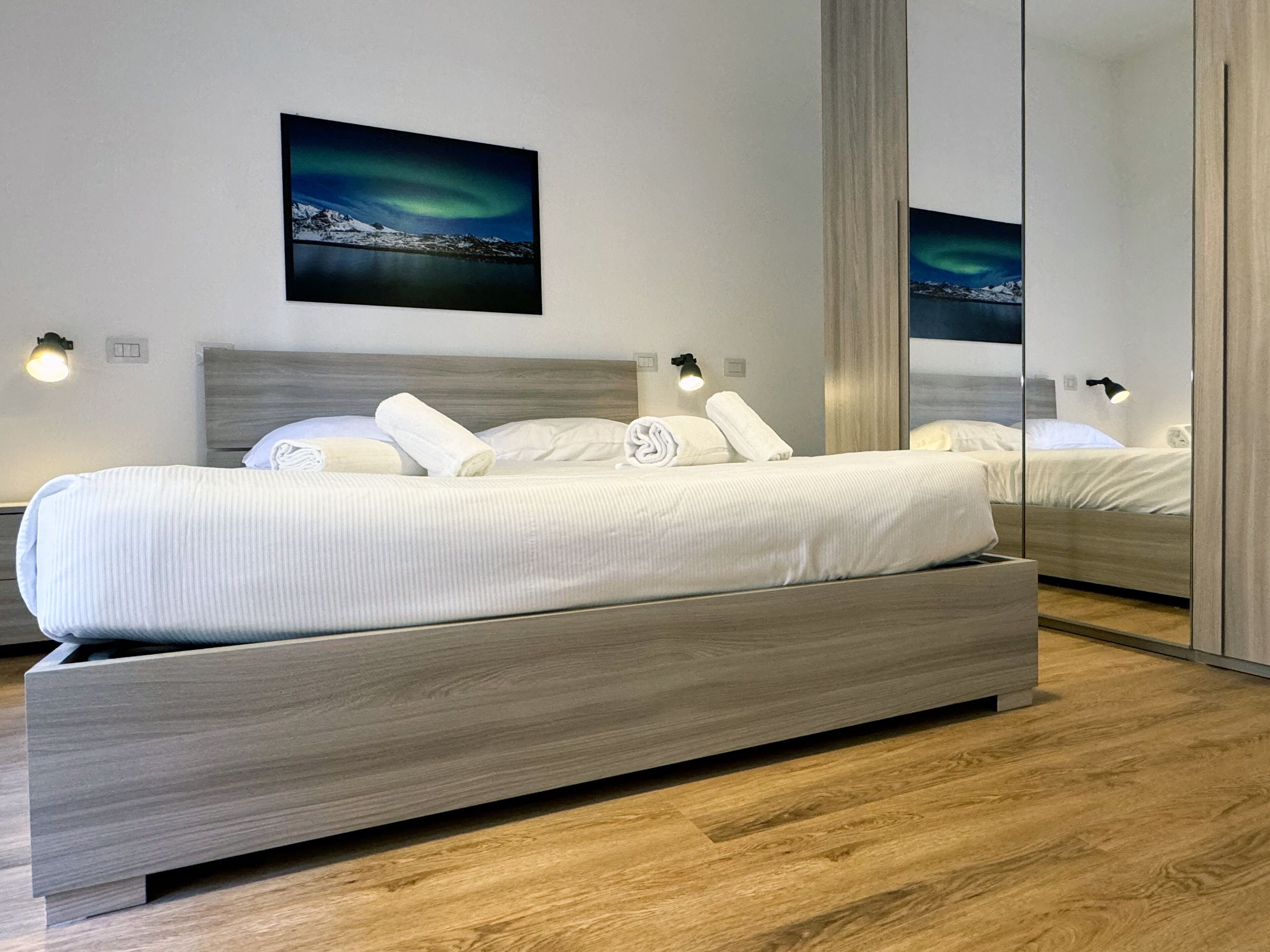 2 chambres, fer et planche à repasser, lit parapluie, Wi-Fi gratuit