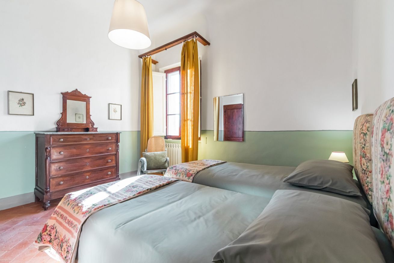 2 chambres, fer et planche à repasser, accès Internet