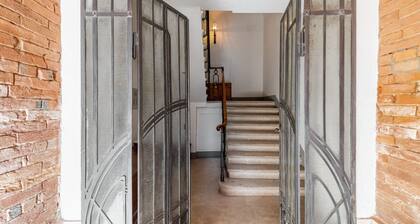 Delightful Apartment in the Heart of the Spa!