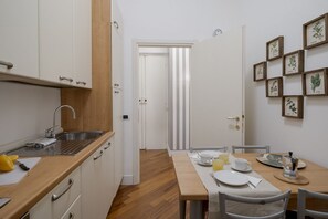 Fridge, stovetop, toaster