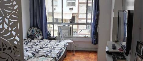 1 多间卧室、熨斗/熨衣板、WiFi、床单