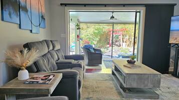 Smart TV, books, offices