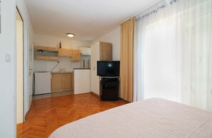 1 bedroom - Holiday apartment with air conditioning (Valbandon)