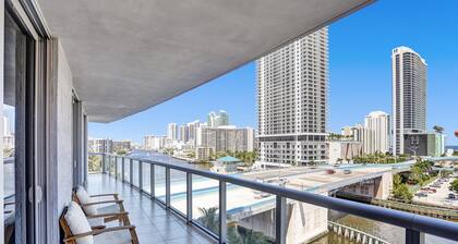 AMAZING 3BD CONDO BEACHWALK RESORT