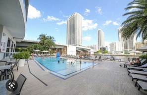 Outdoor pool - AMAZING 3BD CONDO BEACHWALK RESORT (Hallandale Beach)