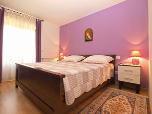 1 bedroom, iron/ironing board, WiFi