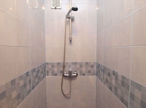 Dusche, Bidet