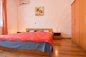 2 bedrooms - Holiday apartment with air conditioning (Valbandon)