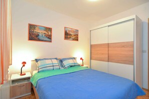 3 bedrooms - Holiday apartment with air conditioning (Valbandon)