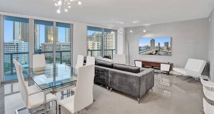 LUXURY 3BD APARTMENT BEACHWALK