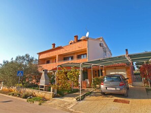 Exterior - Holiday apartment with air conditioning (Fažana)
