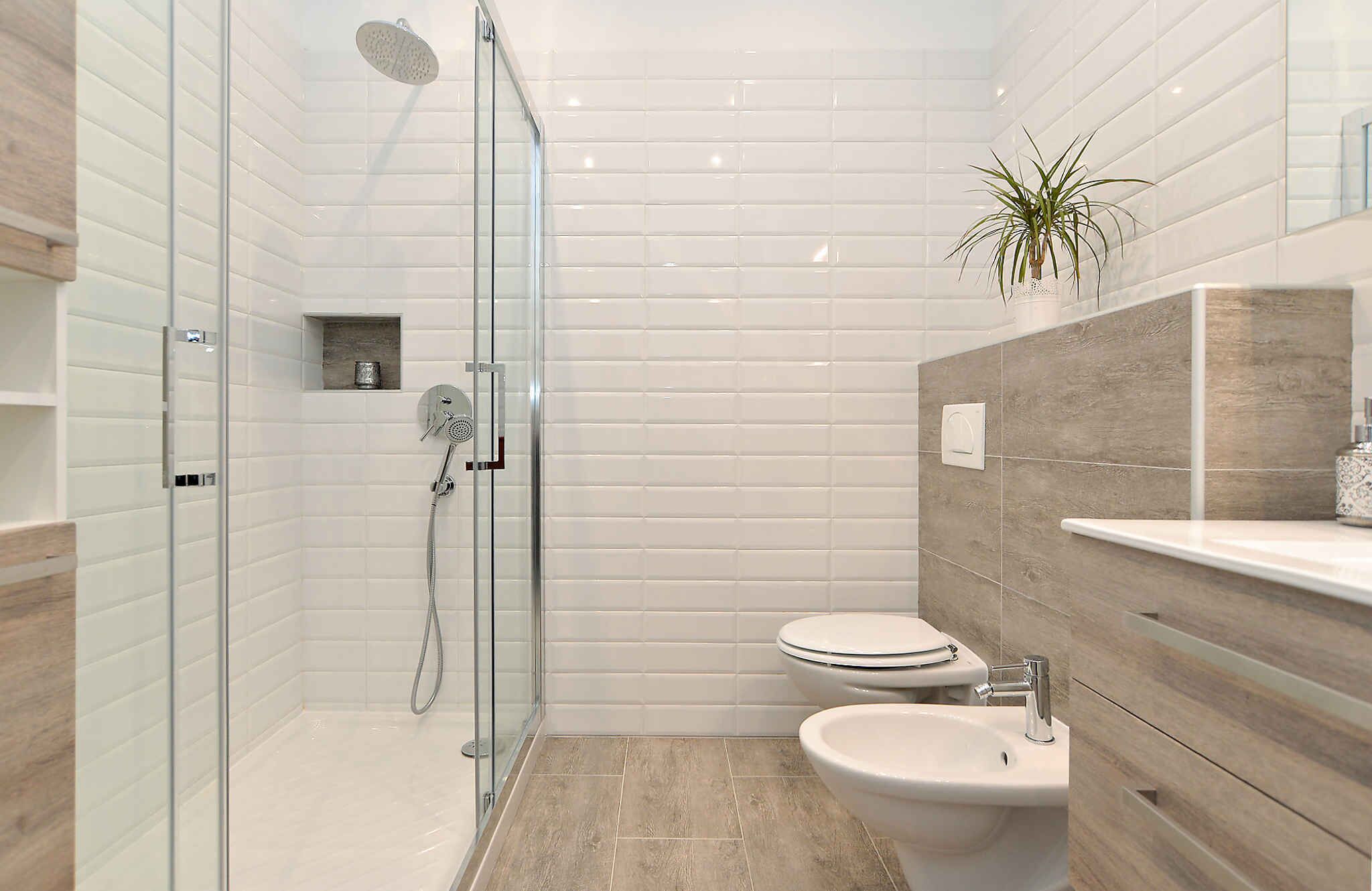 Dusche, Bidet