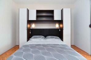 4 Schlafzimmer