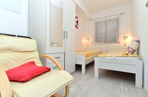 2 bedrooms, iron/ironing board