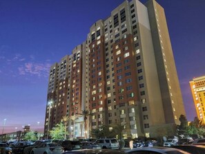 Exterior - The Grandview at Las Vegas 2 (Las Vegas)
