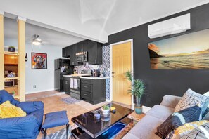 Living area - Sleek Studio! Mins to Sunland Park Racetrack/Casino! (El Paso)