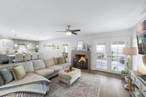 Televisión, chimenea