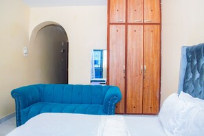1 bedroom, iron/ironing board, WiFi